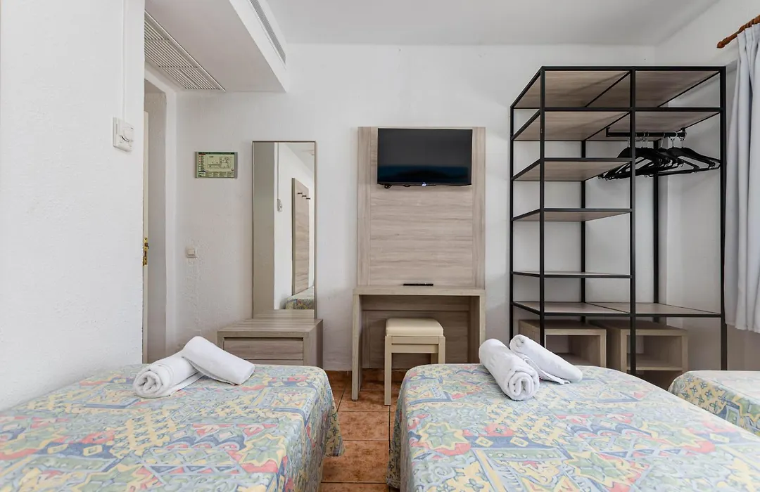Hostal Gami Adults Only-1